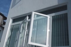 VENTANA-DOBLE-BATIENTE-EXTERIOR-FIJOS